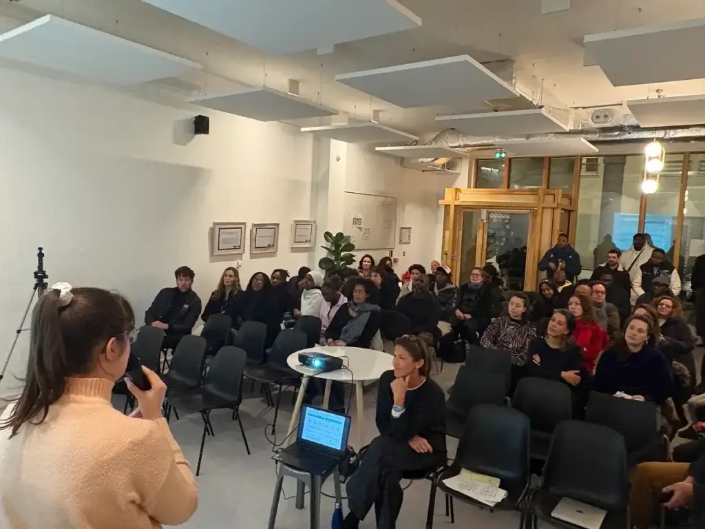 L’intervention de Kimso repose sur une méthodologie structurée et des outils d’analyse quantitatifs et qualitatifs permettant de mesurer avec justesse l’efficacité de nos dispositifs. Cette étude nous offre une vision externe impartiale, basée sur des données tangibles et des indicateurs de performance clés.